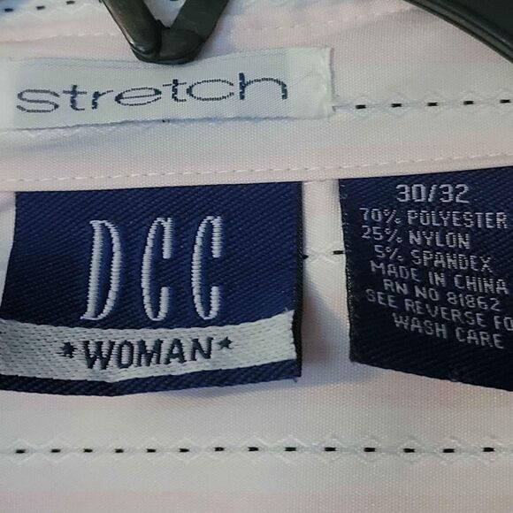 Women's Size 30/32 DCC Woman 3/4 sleeve pink and white zipper shirt - Picture 3 of 5